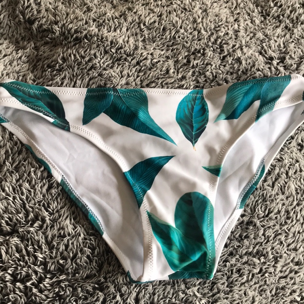 Bikini bottoms